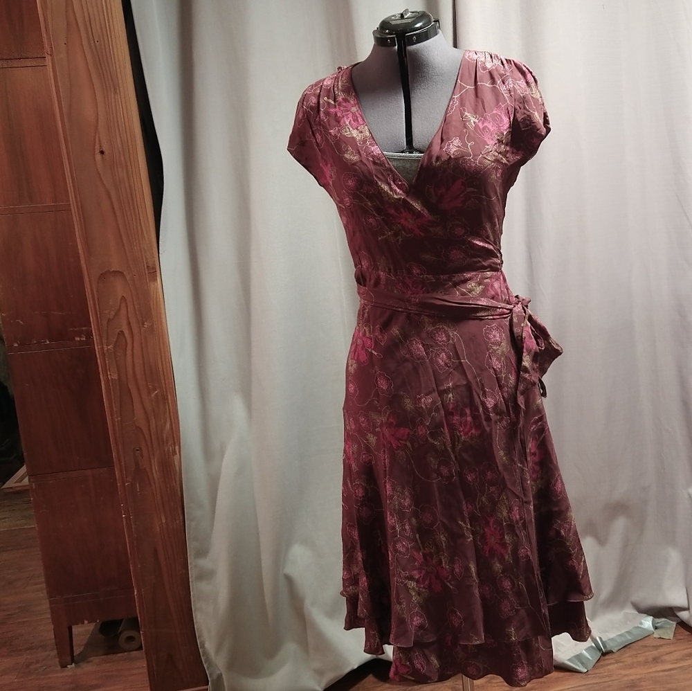 100% silk Banana Republic wrap dress